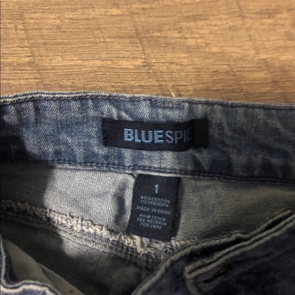 Jeans - Picture 2 of 3